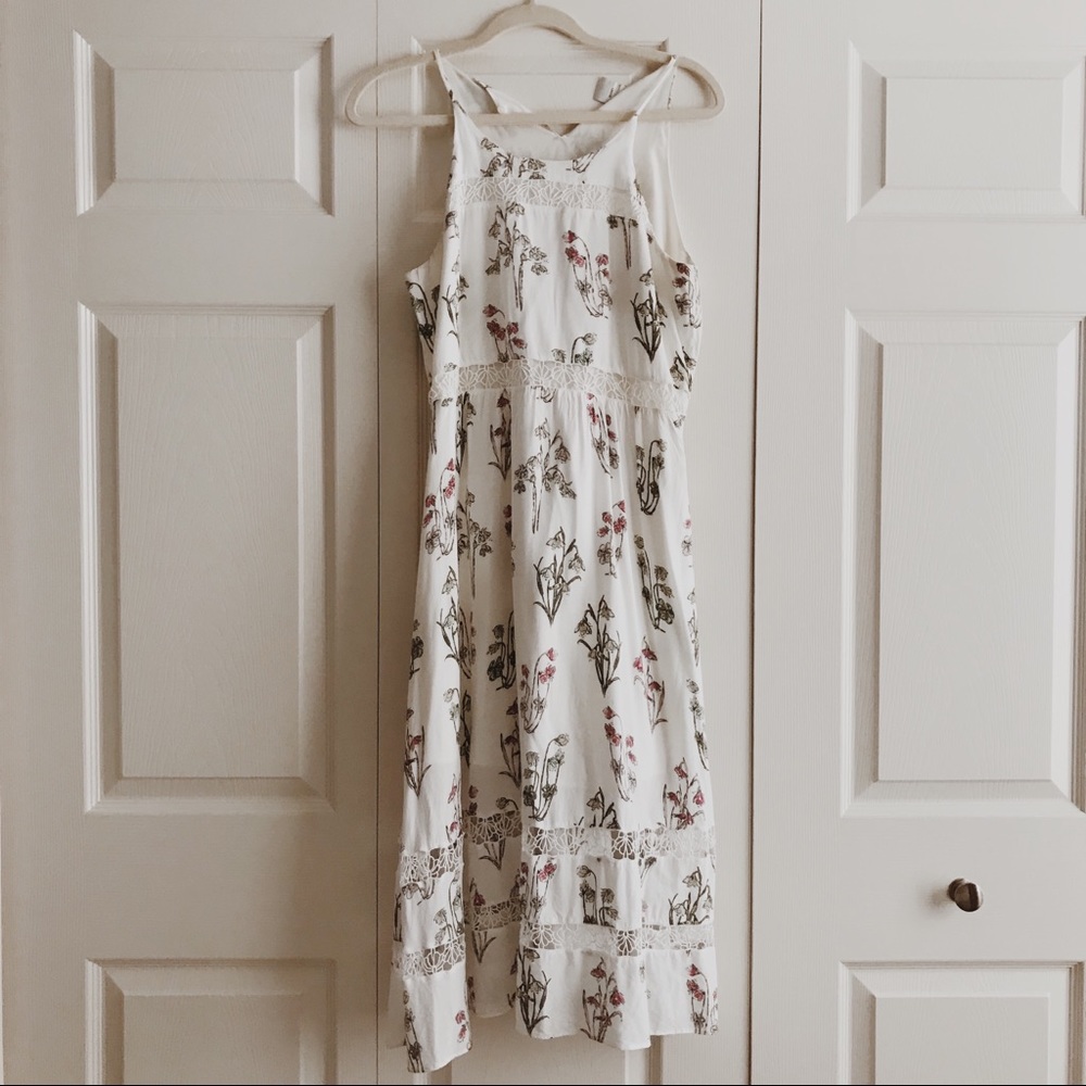 Disney Midi white floral dress